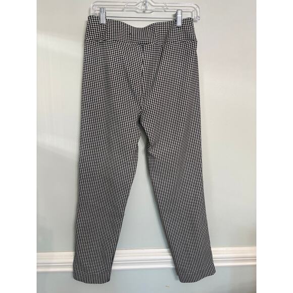 Jules & Leopold Women's Houndstooth Stretch Pants - Picture 2 of 4